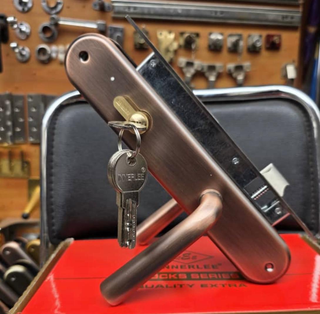 Single Cylinder Deadbolt